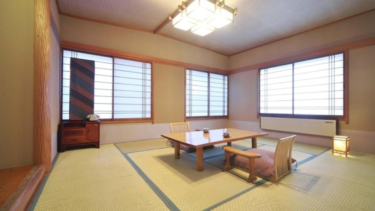 Hinokitei Bokusui Hotel Kusatsu  Eksteriør billede